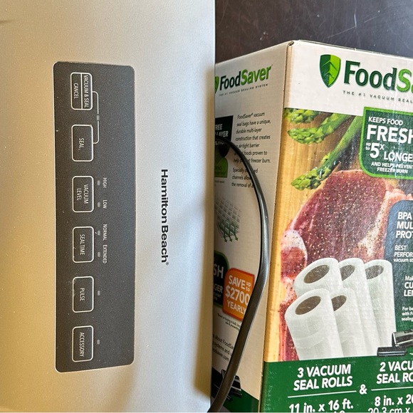 Hamilton, storage machine and bags - Picture 1 of 7